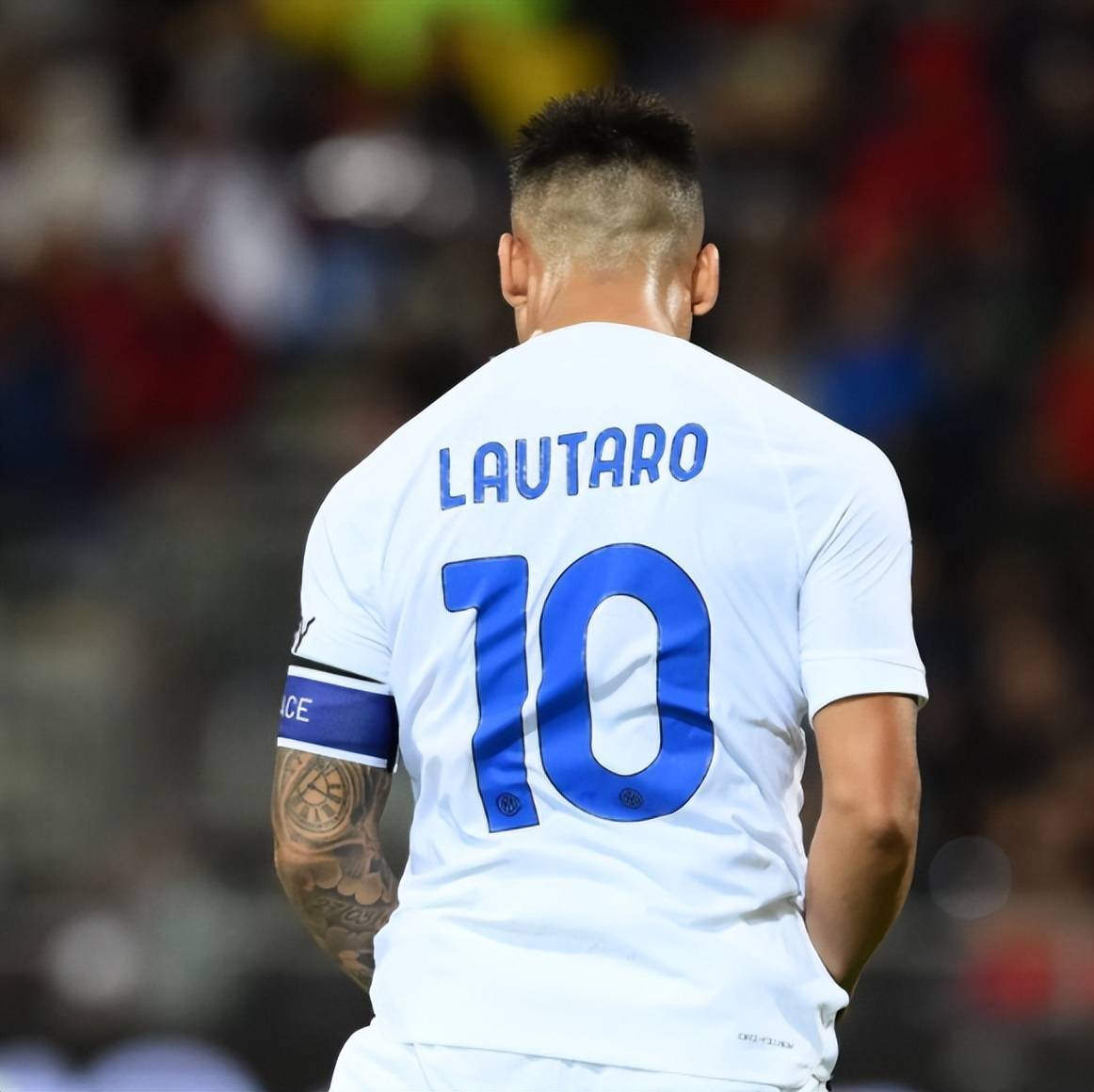 娱乐平台-关于克里夫兰骑士内部会议纪要流出——冲刺阶段强势反弹；意甲使命明确；身体对抗强度拉满的信息